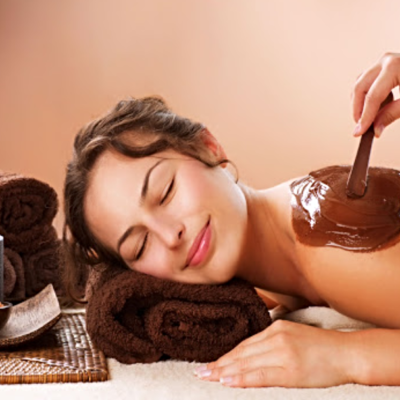 Masaje de Chocolate: ¡Dos de los Mayores Placeres de la Vida en Uno!