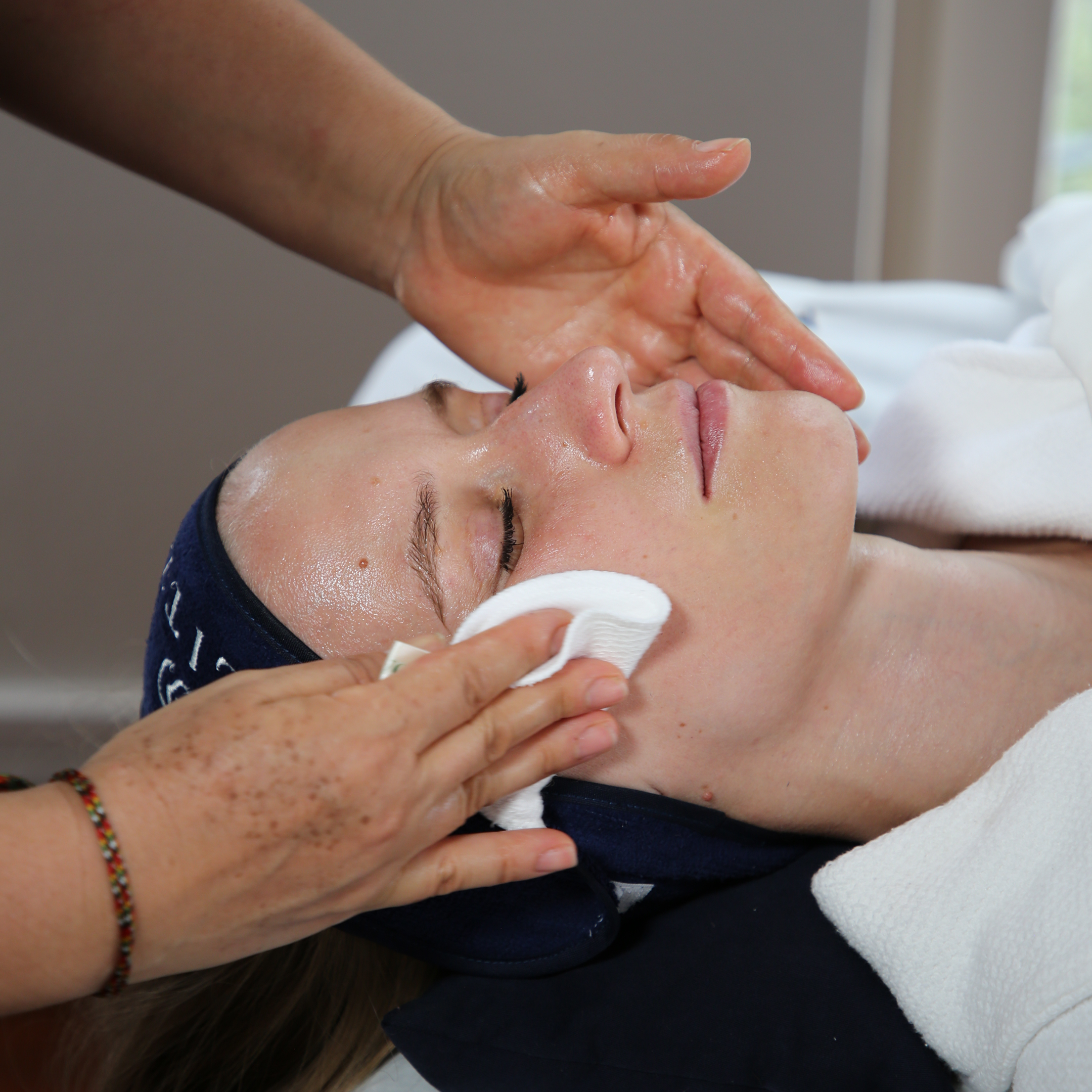 Limpieza Facial Profunda a domicilio