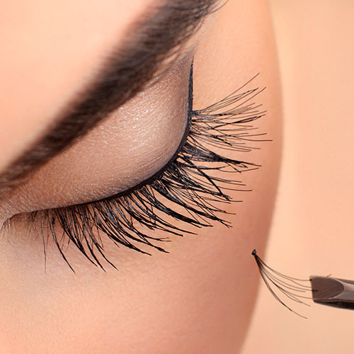 Colocación de pestañas